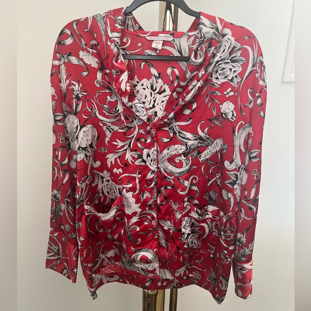 Victoria’s Secret Floral Red Button Up Pajama Top